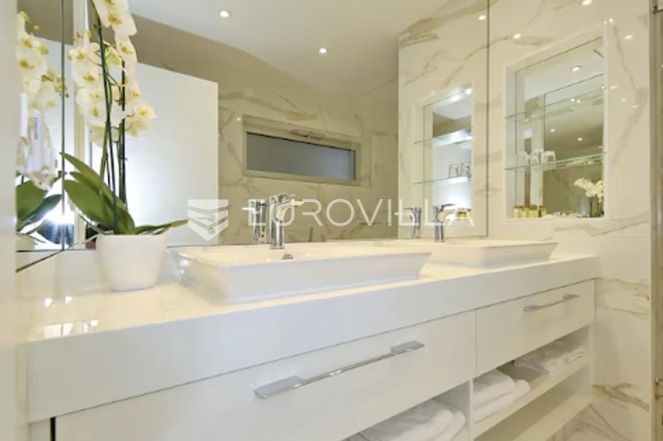 Hotel For sale -  Zadar