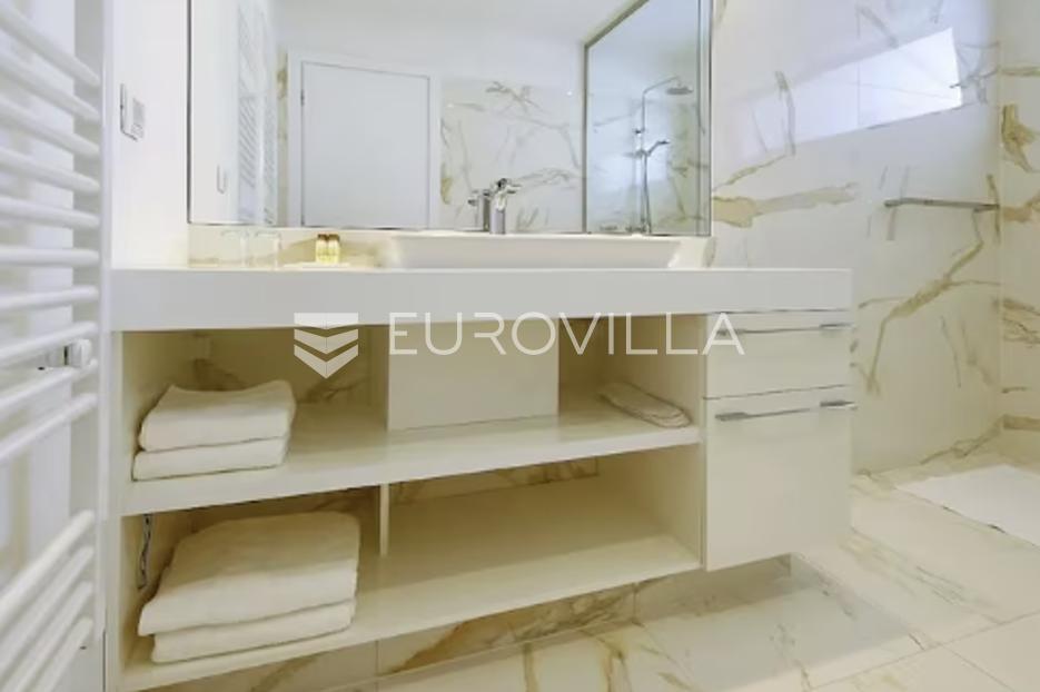 Hotel For sale -  Zadar