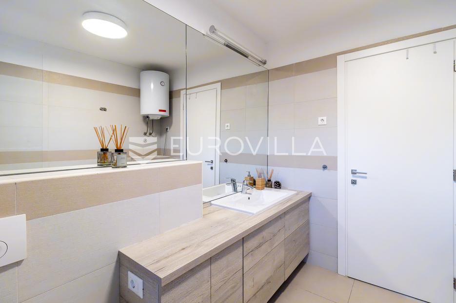 Flat For sale - Primorsko-goranska Viškovo