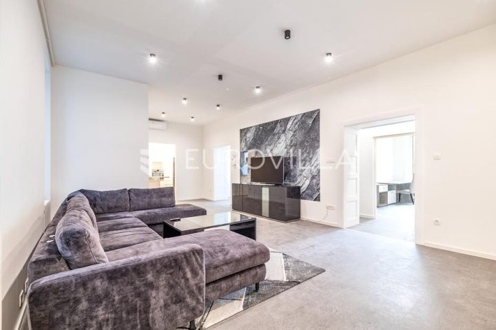 Poslovni prostor na prodaju 145 m² – Donji Grad