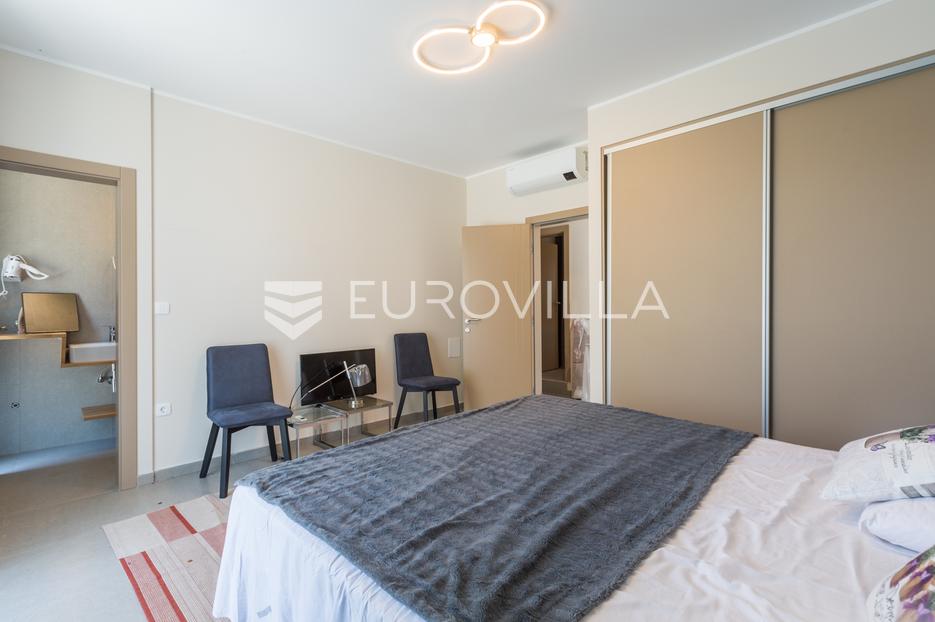 Maison À vendre -  Rovinj
