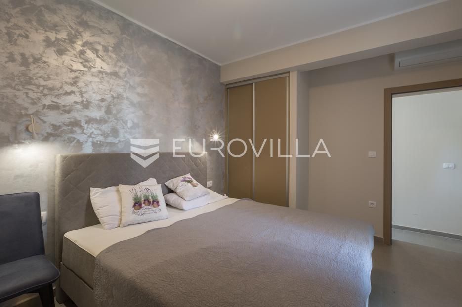 Maison À vendre -  Rovinj