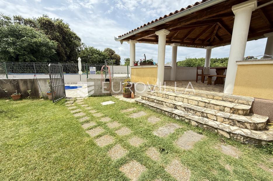 Kuća Na prodaju -  Pula