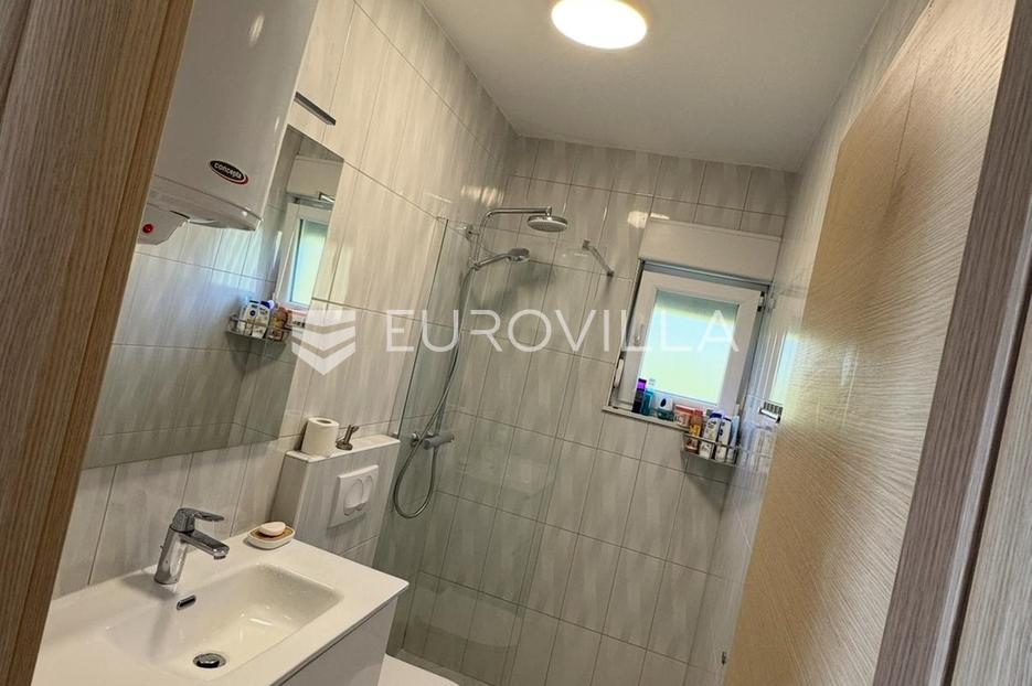 Apartmán Na predaj - Zadarska Sukošan
