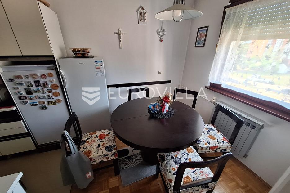 Mieszkanie Na sprzedaż - Karlovačka Karlovac - foto 3/9