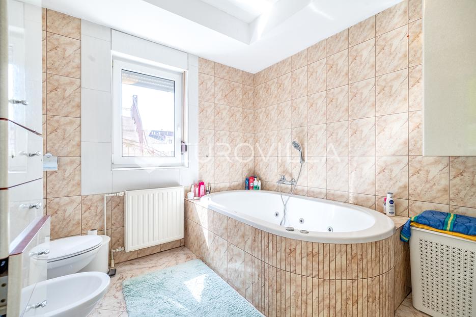 Apartma Na predaj -  Maksimir