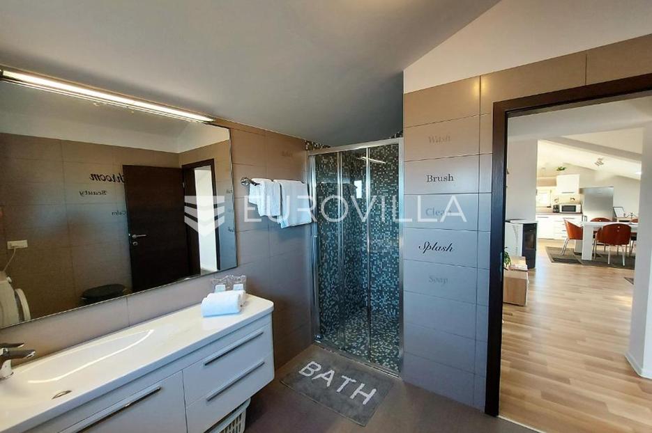 Casa In vendita -  Bale