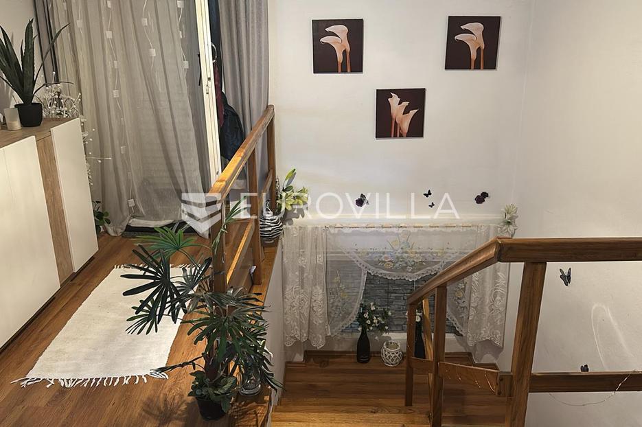 Kuća Na prodaju -  Oriovac