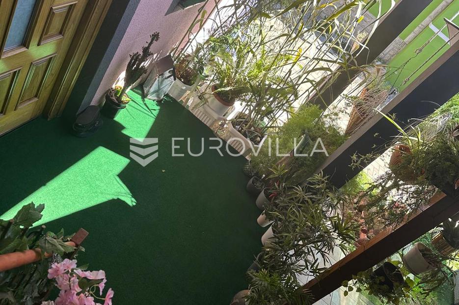 Kuća Na prodaju -  Oriovac