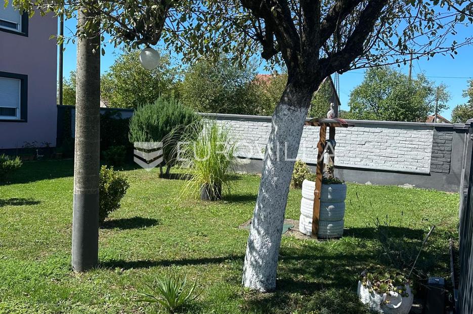 Kuća Na prodaju -  Oriovac