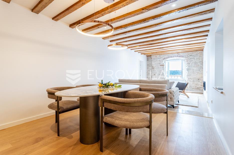 Appartamento In vendita -  Šibenik