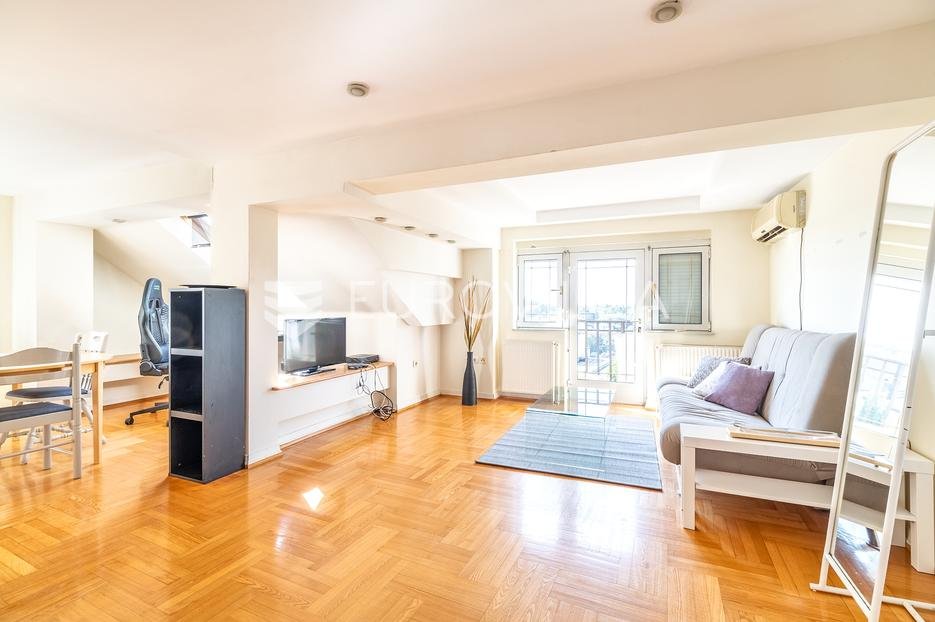 Flat For rent - Grad Zagreb Gornji Grad - Medveščak