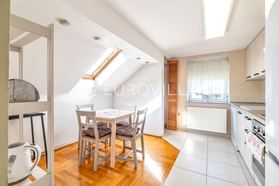 Flat For rent - Grad Zagreb Gornji Grad - Medveščak