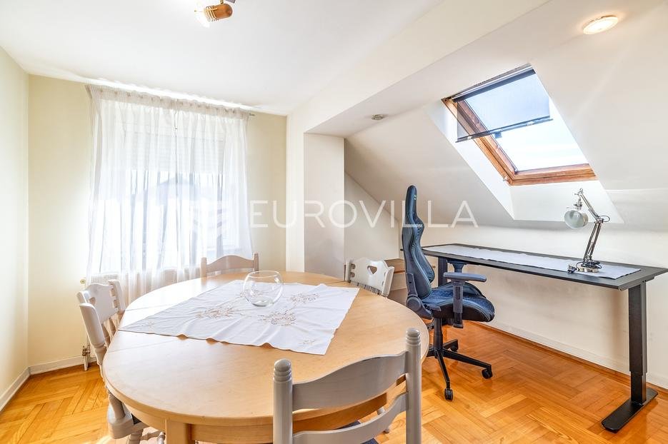 Flat For rent - Grad Zagreb Gornji Grad - Medveščak