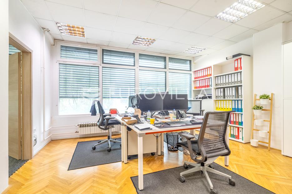 Locaux commerciaux À vendre -  Gornja Dubrava