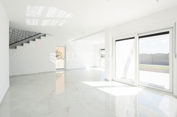Haus Zu verkaufen - Privlaka - foto 4/34