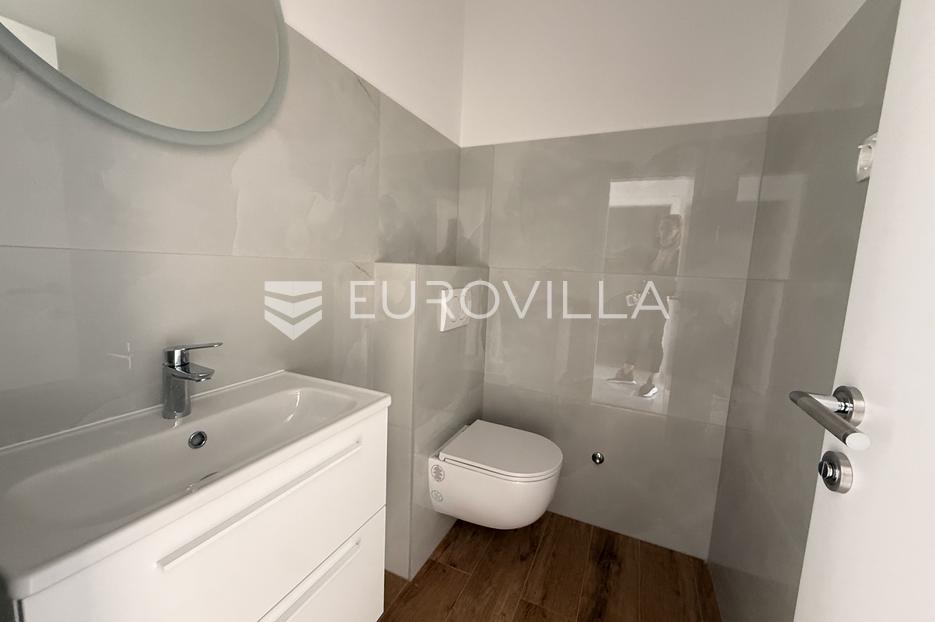 Dom Na sprzedaż -  Privlaka