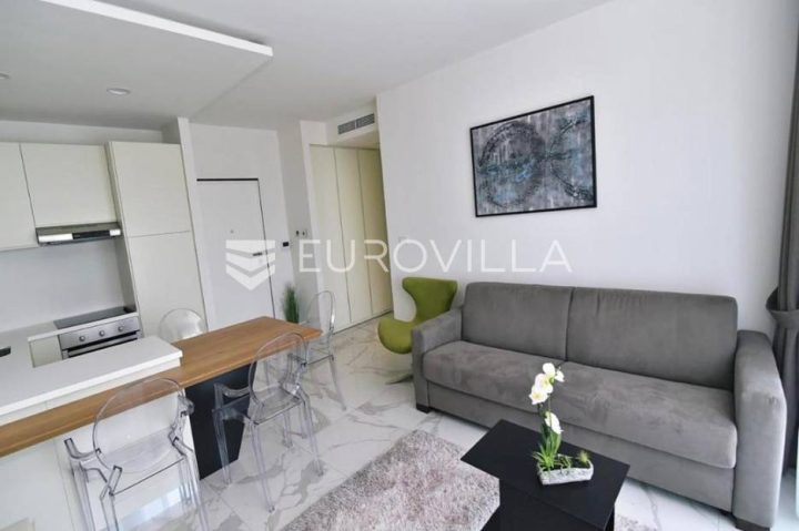 Flat for sale 45 m² – Punta Kolova
