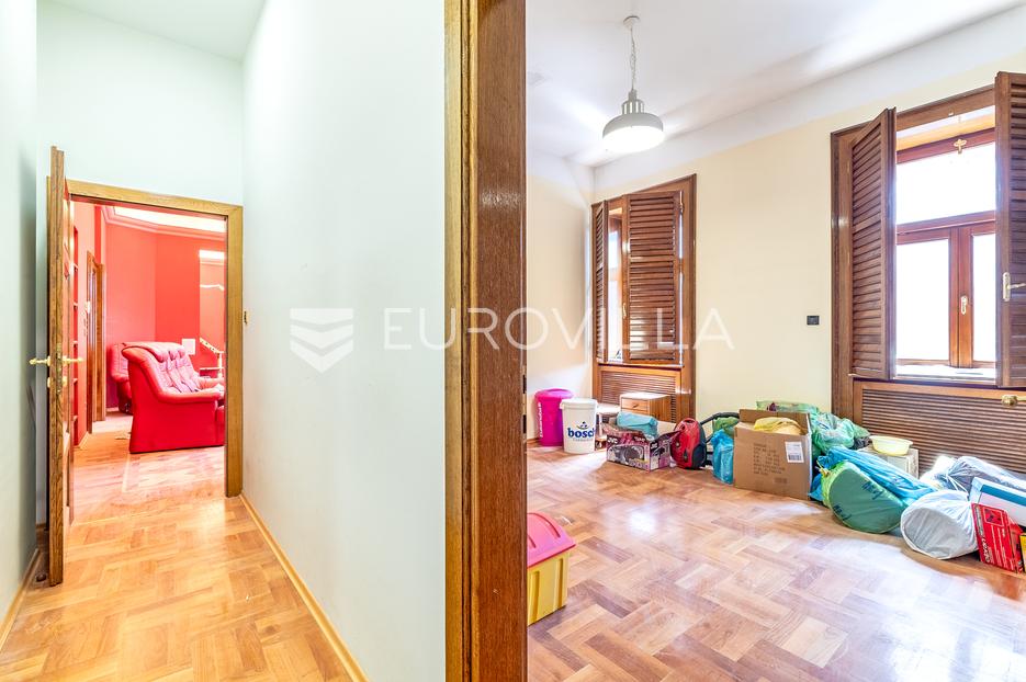 Apartma Naprodaj - Grad Zagreb Donji Grad