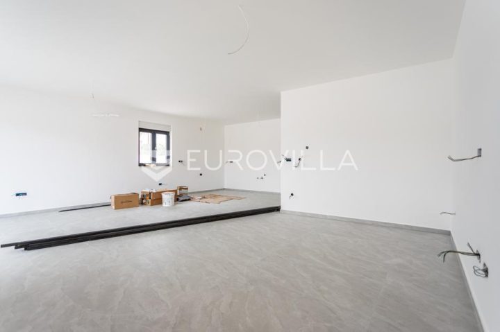 Apartmán na predaj 172 m² – Vodice