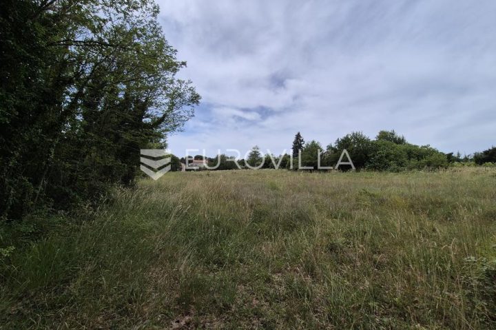 Zemljište na prodaju 676 m² – Sveti Ivan