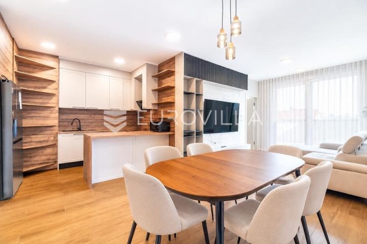 Apartma za najem 94 m² – Trešnjevka