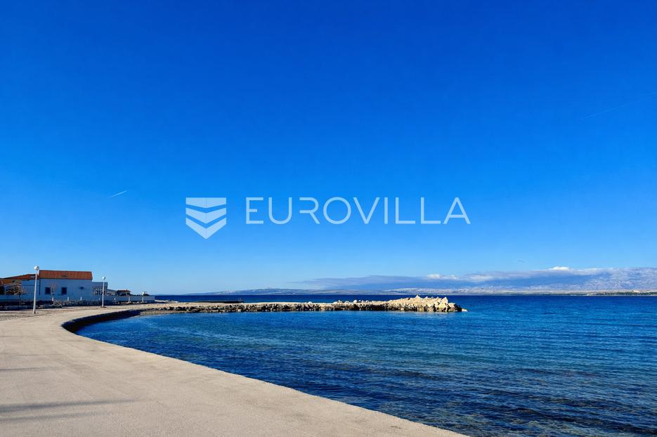 House For sale -  Vir