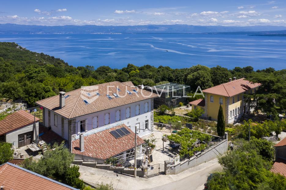 Casa In vendita -  Cres