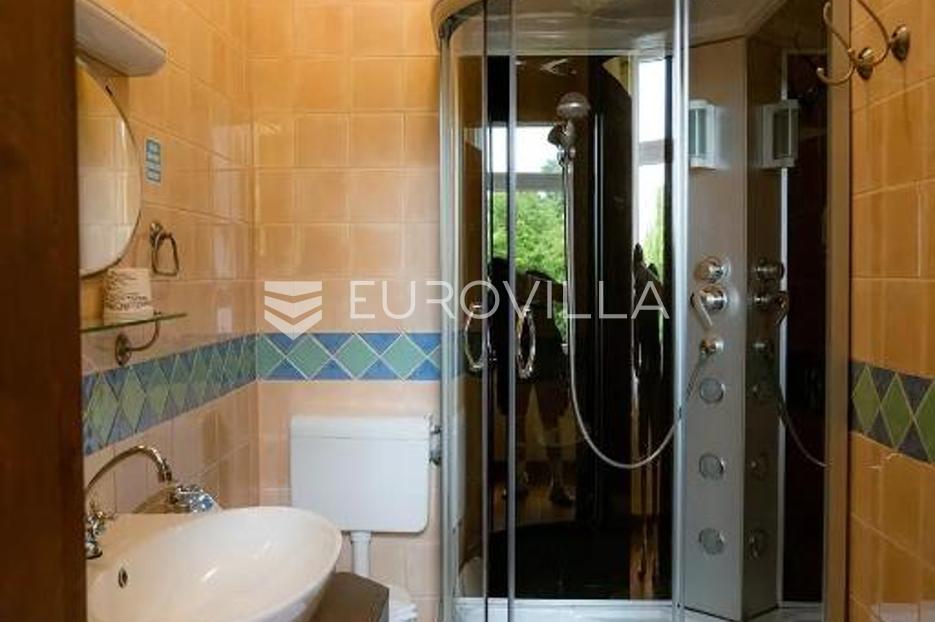 Casa In vendita -  Cres