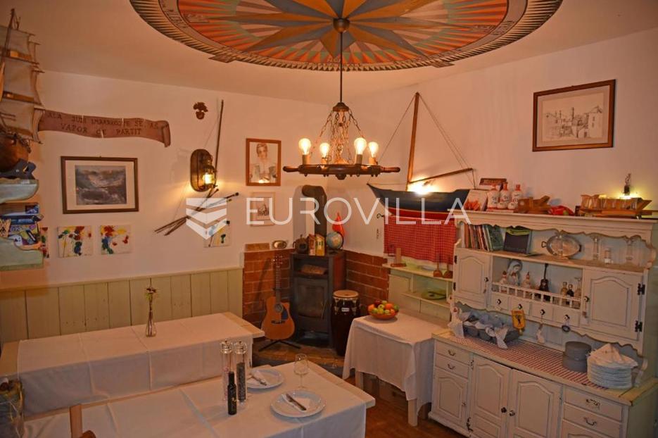 Casa In vendita -  Cres