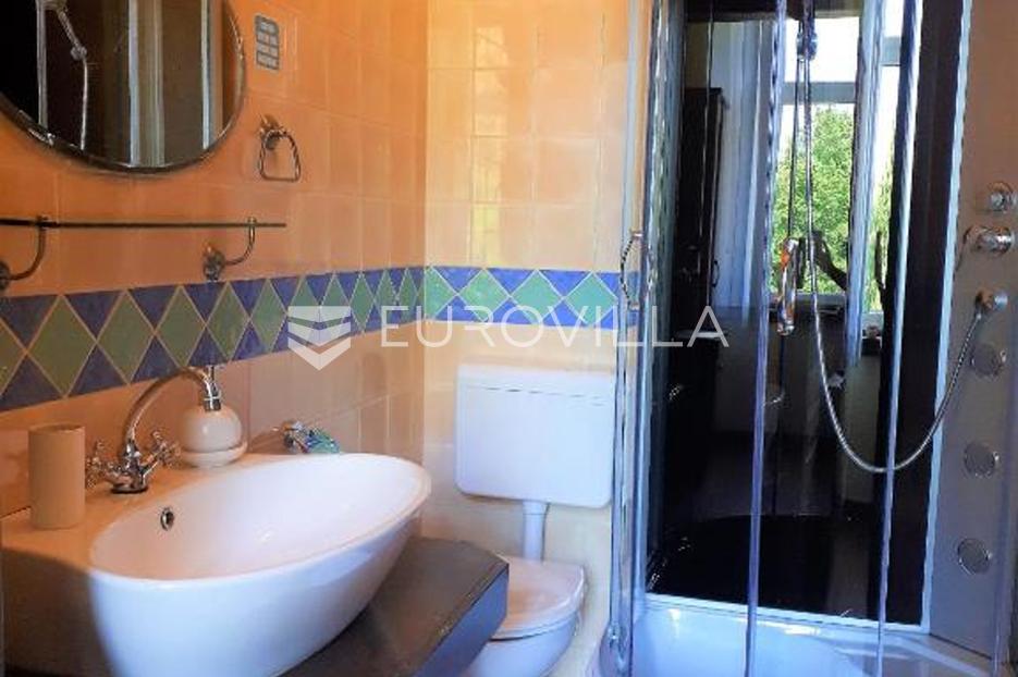 Casa In vendita -  Cres