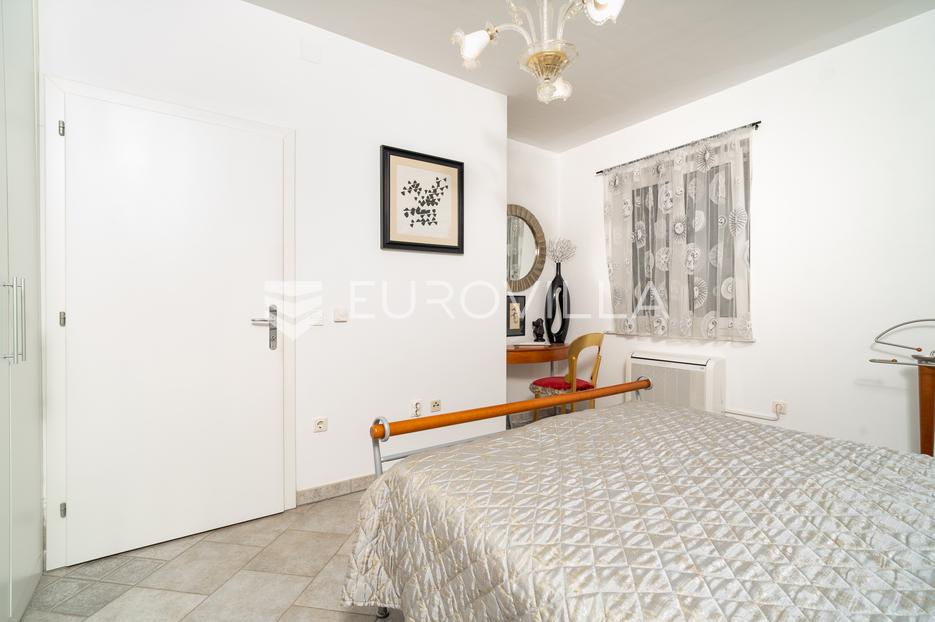 Haus Zu verkaufen - Zadarska Biograd Na Moru