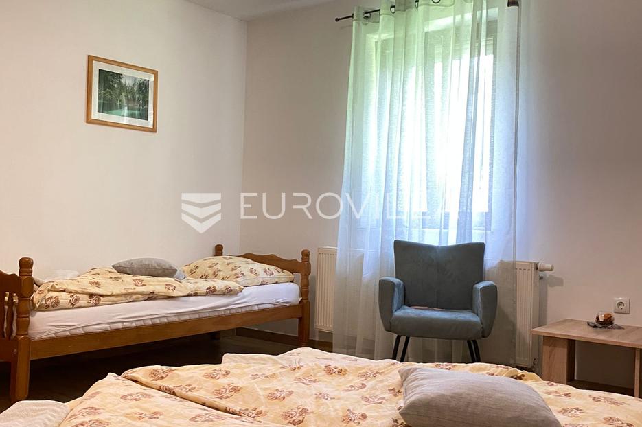 Kuća Na prodaju -  Plitvička Jezera