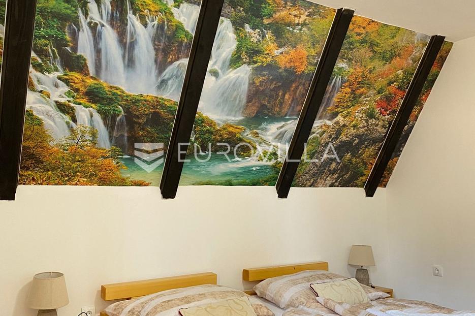 Kuća Na prodaju -  Plitvička Jezera