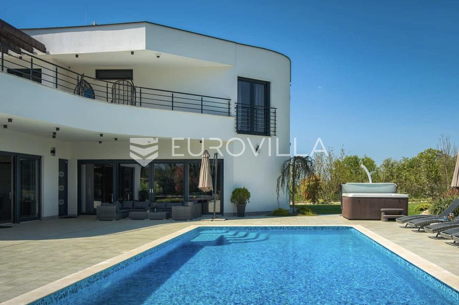 Maison À vendre -  Svetvinčenat