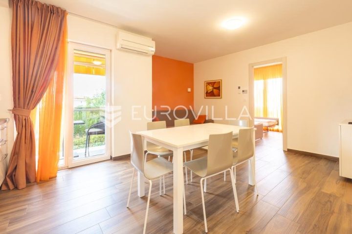 Apartma za najem 52 m² – Pomer