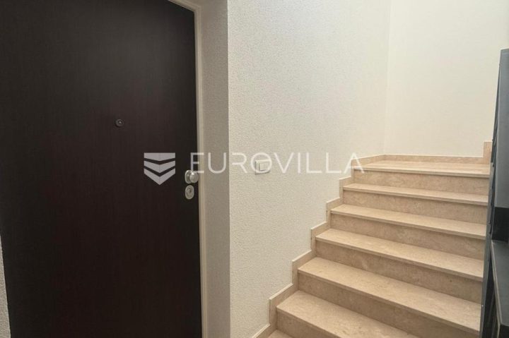 Apartmán Na prodej - Zadarska Vir - foto 3/11