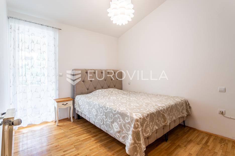 Apartmán Na predaj - Splitsko-dalmatinska Dugi Rat - foto 2/29
