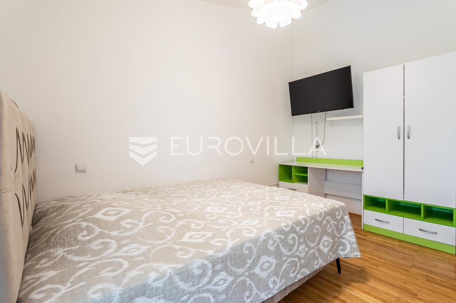 Apartmán Na predaj - Splitsko-dalmatinska Dugi Rat - foto 3/29