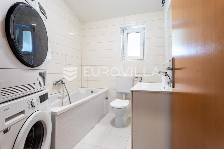 Apartmán Na predaj - Splitsko-dalmatinska Dugi Rat