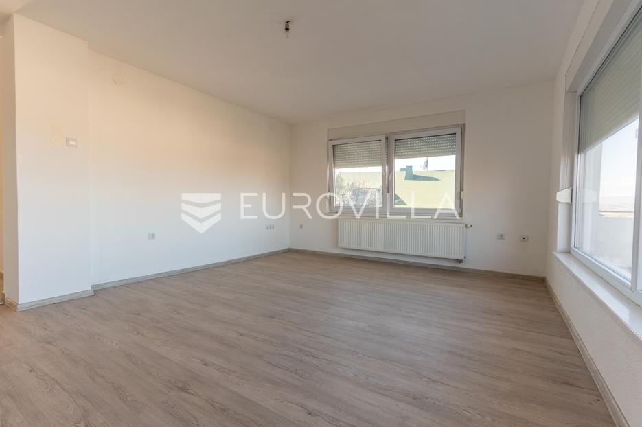Haus Zu verkaufen - Požeško-slavonska Požega
