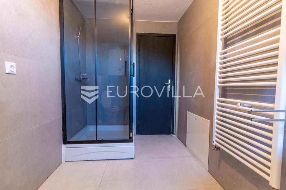 Haus Zu verkaufen - Požeško-slavonska Požega