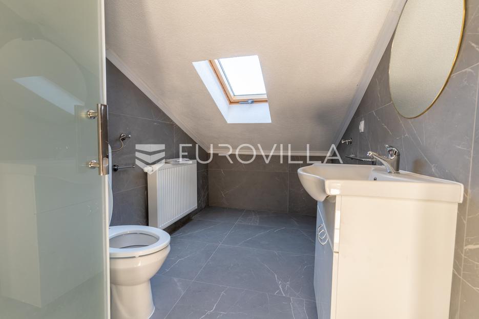 Haus Zu verkaufen - Požeško-slavonska Požega