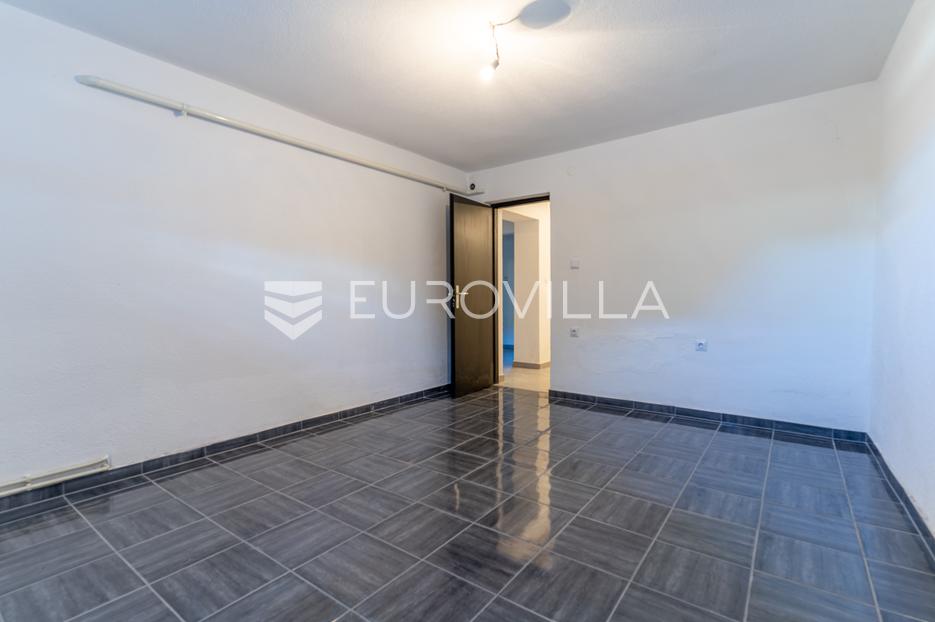 Haus Zu verkaufen - Požeško-slavonska Požega