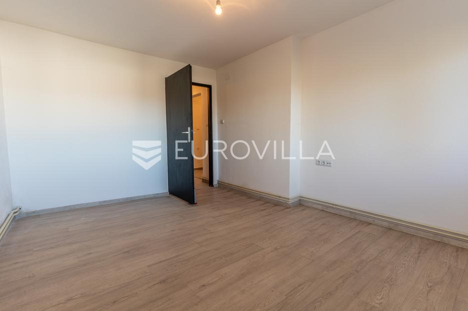 Haus Zu verkaufen - Požeško-slavonska Požega