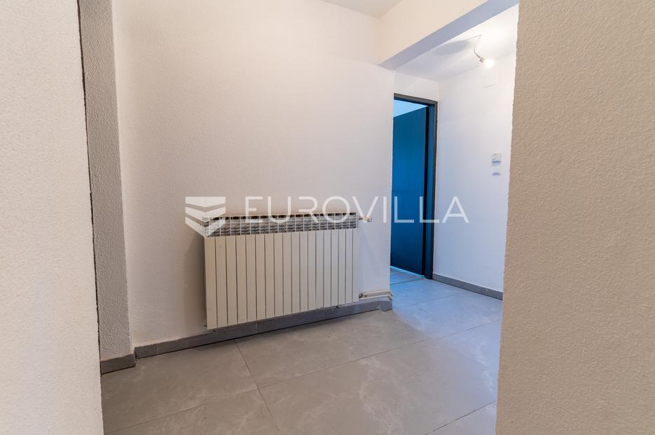 Haus Zu verkaufen - Požeško-slavonska Požega