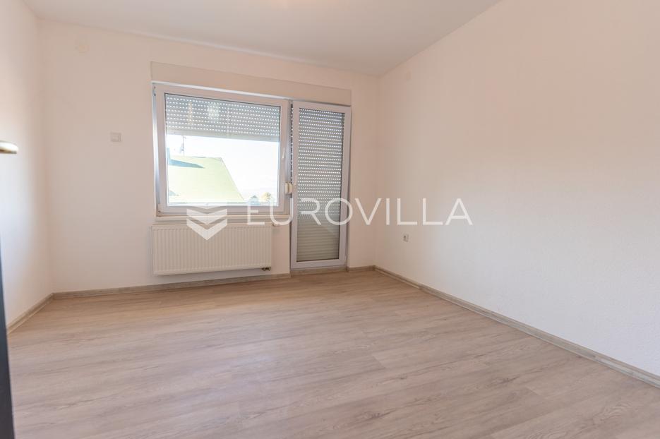 Haus Zu verkaufen - Požeško-slavonska Požega
