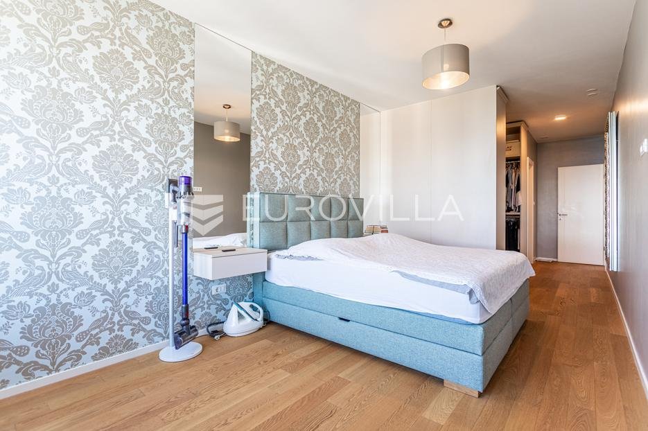 Appartamento In vendita - Splitsko-dalmatinska Split