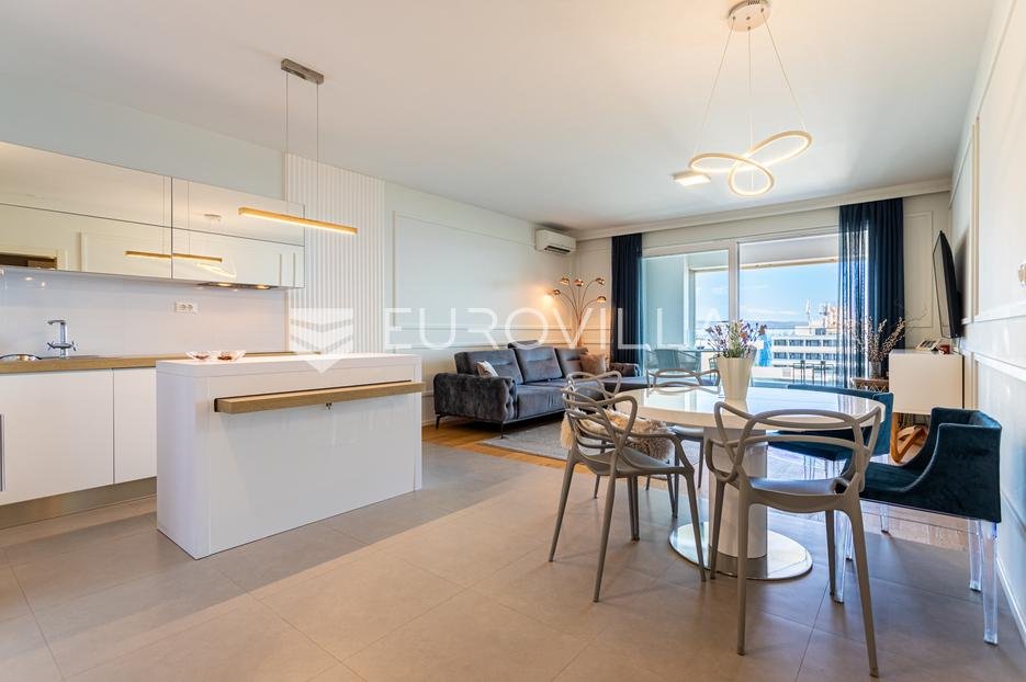 Appartamento In vendita - Splitsko-dalmatinska Split - foto 2/16