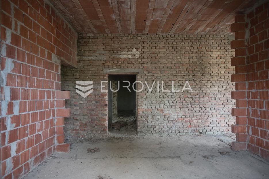 Poslovni prostori Na predaj -  Bilje
